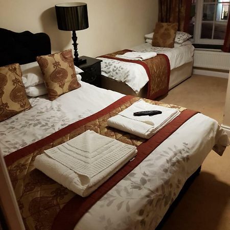East Gate Inn Колчестер Экстерьер фото