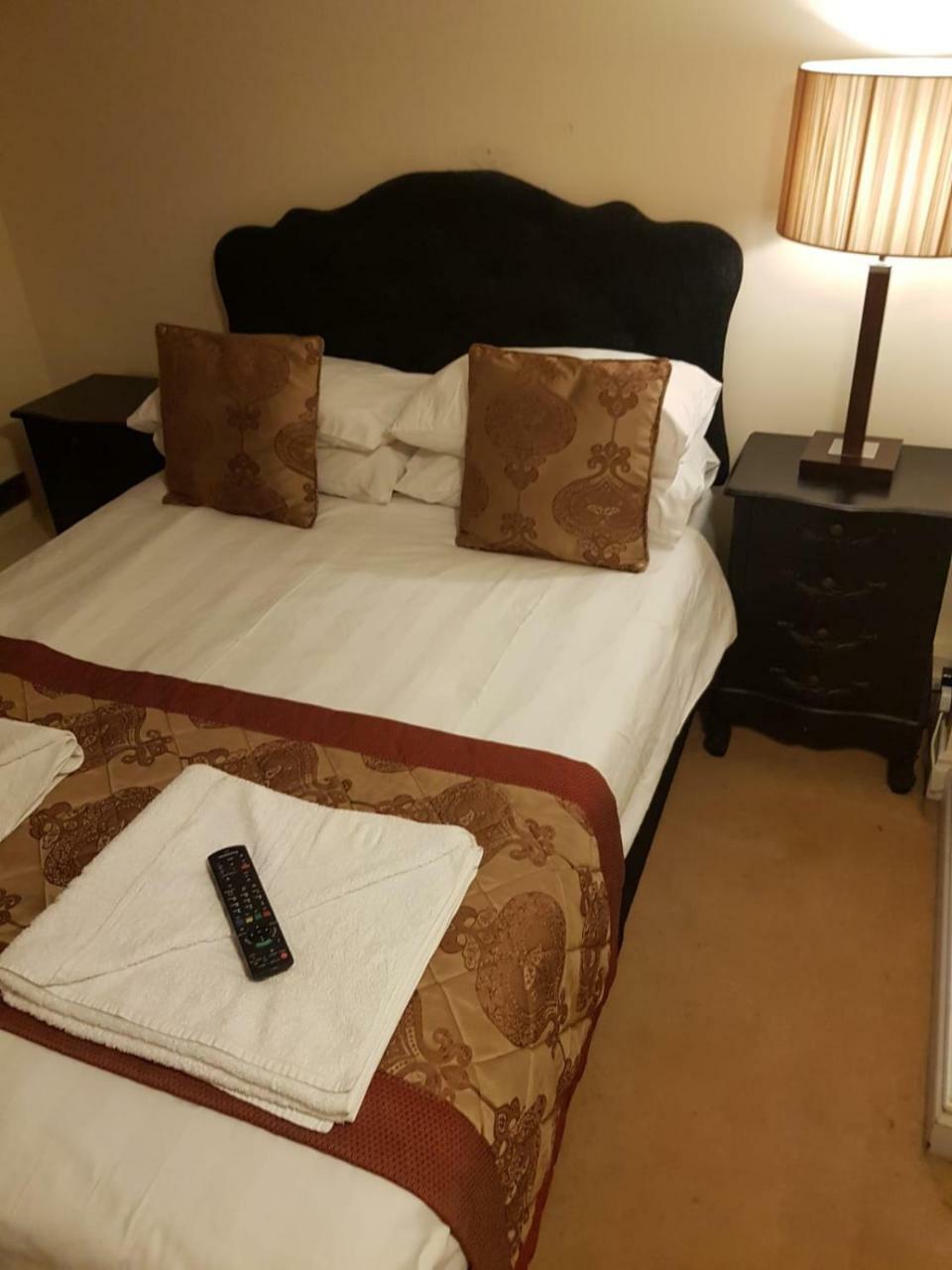 East Gate Inn Колчестер Экстерьер фото